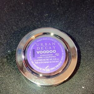 Urban Decay Voodoo Eyeshadow in Rich Purple